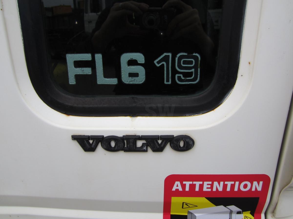 Volvo FL6 19 - Hook lift truck: picture 3 Volvo FL6 19 - Hook lift truck: picture 3