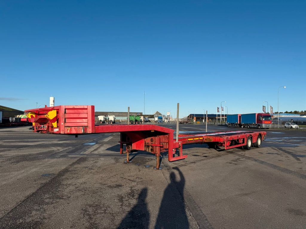 B-XL 4.5 m. 2 axle extension B-XL 4.5 m. 2 axle extension lenkachse - Low loader semi-trailer: picture 1 B-XL 4.5 m. 2 axle extension B-XL 4.5 m. 2 axle extension lenkachse - Low loader semi-trailer: picture 1