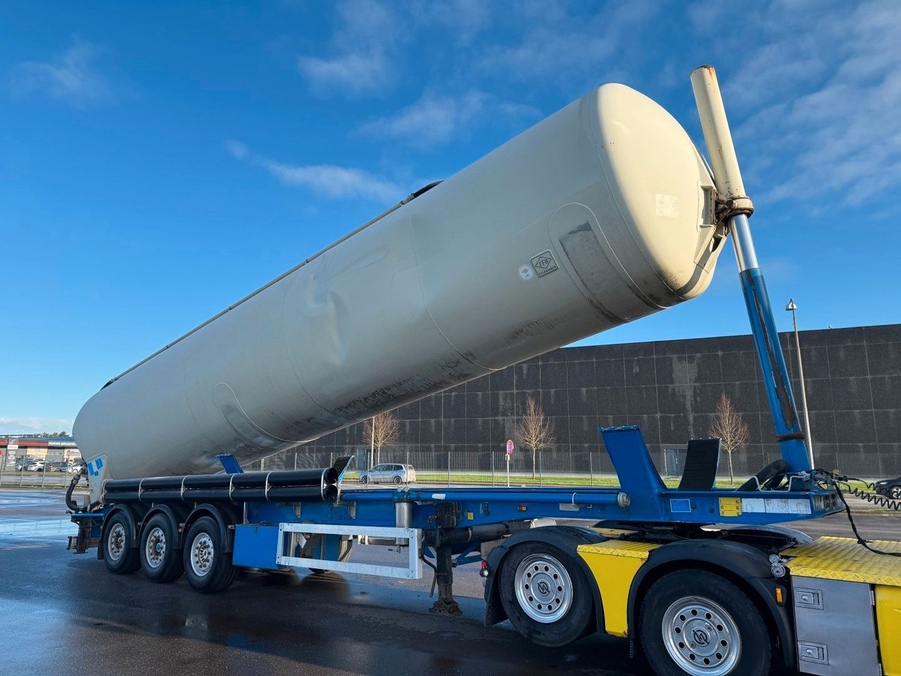 Silo semi-trailer Feldbinder 3 axle 63 m3 Silo trailer Feldbinder 3 axle 63 m3 Silo trailer: picture 10