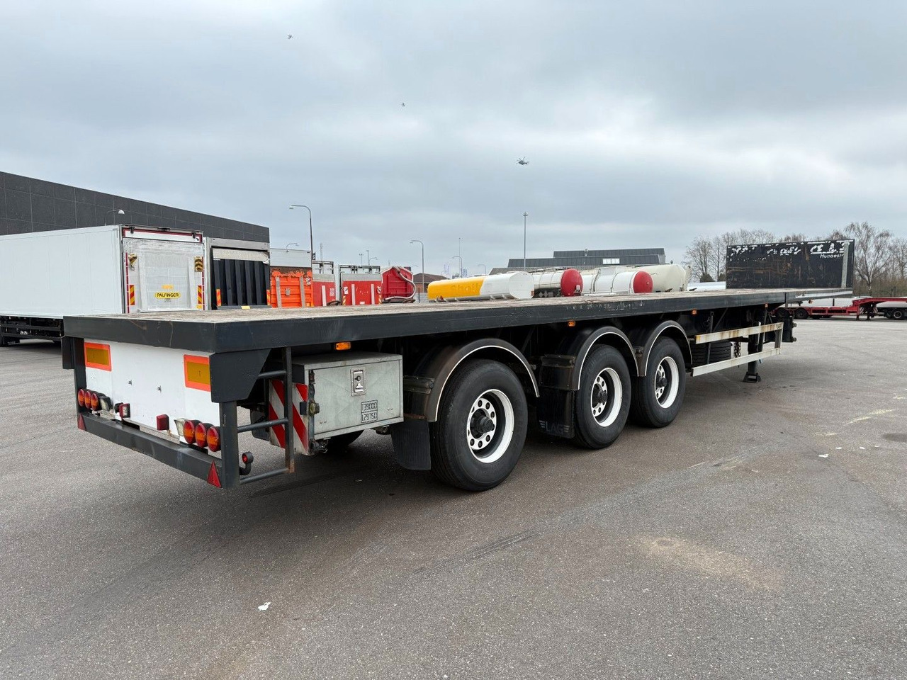 Lag 3 axle 7 m. Extendable / Last Axle Steering - Dropside/ Flatbed semi-trailer: picture 3 Lag 3 axle 7 m. Extendable / Last Axle Steering - Dropside/ Flatbed semi-trailer: picture 3