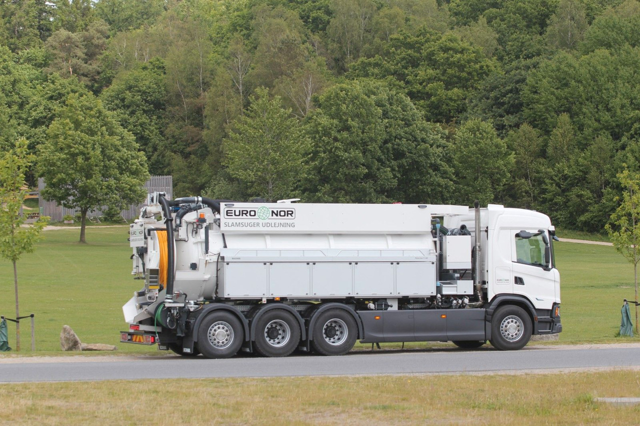 Scania G460 B8x4*4NBMN Bucher FlexLine CM140 - Vacuum truck: picture 3 Scania G460 B8x4*4NBMN Bucher FlexLine CM140 - Vacuum truck: picture 3