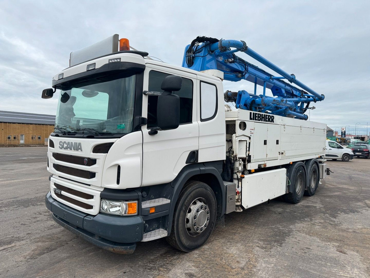 Scania P370 6x4 Liebherr THP140H 24 M4 XH Betonpumpe - Concrete pump truck: picture 1 Scania P370 6x4 Liebherr THP140H 24 M4 XH Betonpumpe - Concrete pump truck: picture 1