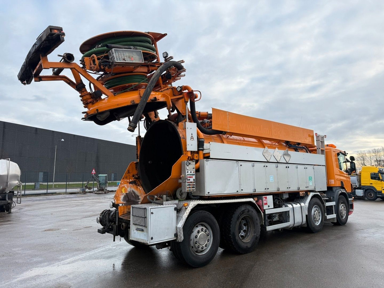 Scania P380 8x2*6 Hvidtved Larsen Flexline 414 - Vacuum truck: picture 5 Scania P380 8x2*6 Hvidtved Larsen Flexline 414 - Vacuum truck: picture 5
