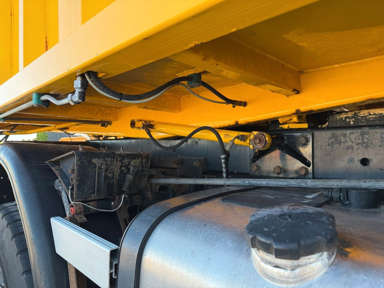 Tipper Unimog U500 4x4 / Dücker Kipper / Saug / Mäher  MKT 15R: picture 9
