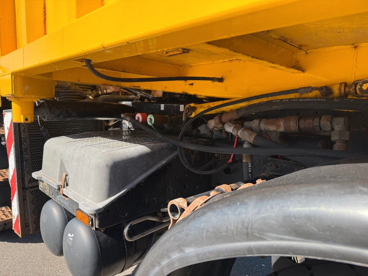 Tipper Unimog U500 4x4 / Dücker Kipper / Saug / Mäher  MKT 15R: picture 11