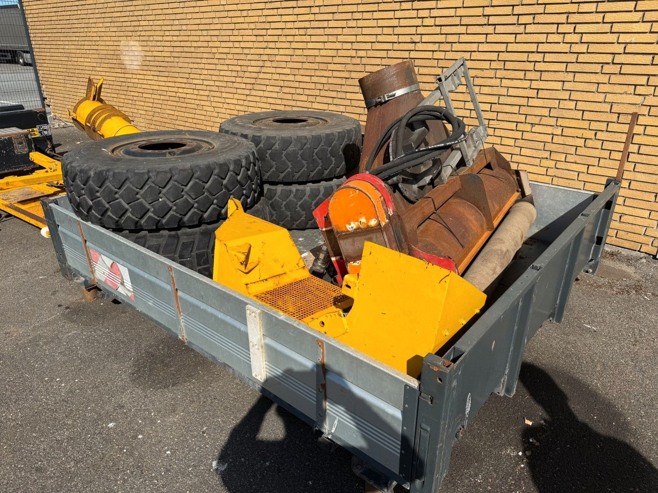 Tipper Unimog U500 4x4 / Dücker Kipper / Saug / Mäher  MKT 15R: picture 18