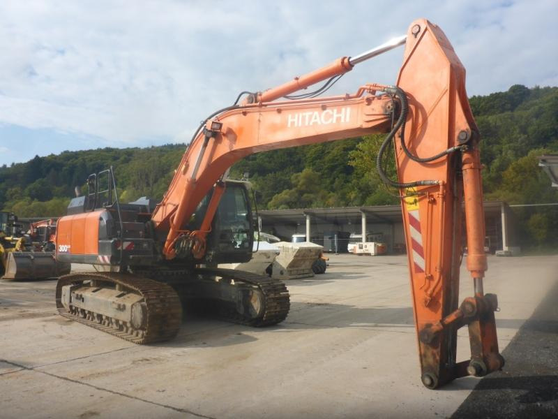 Hitachi ZX300LCN-6 - Crawler excavator: picture 3 Hitachi ZX300LCN-6 - Crawler excavator: picture 3