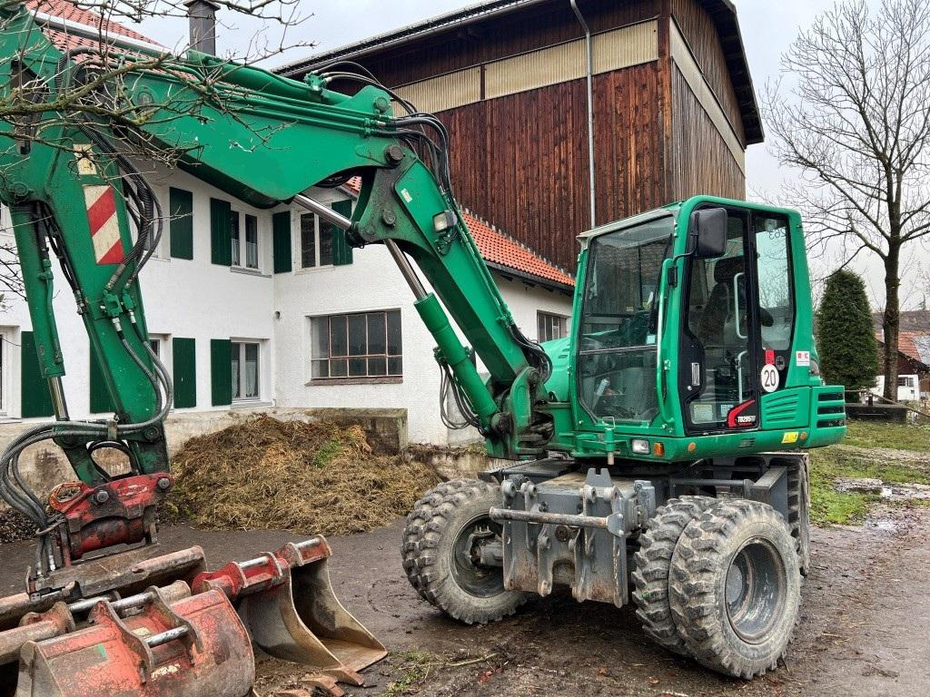 Takeuchi TB295W - Wheel excavator: picture 3 Takeuchi TB295W - Wheel excavator: picture 3
