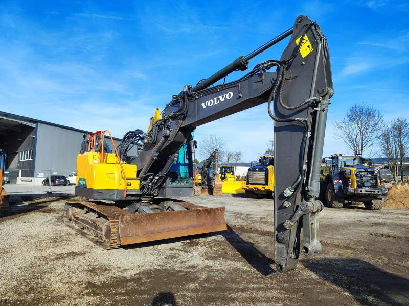 Volvo ECR235EL - Crawler excavator: picture 3 Volvo ECR235EL - Crawler excavator: picture 3