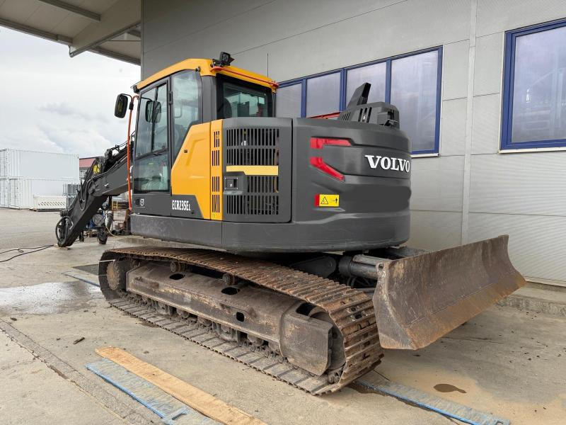 Volvo ECR235EL - Crawler excavator: picture 3 Volvo ECR235EL - Crawler excavator: picture 3