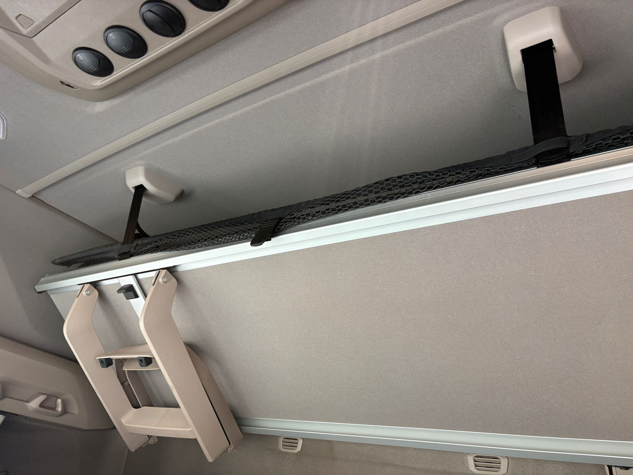 Tractor unit DAF XF 480 FT: picture 14