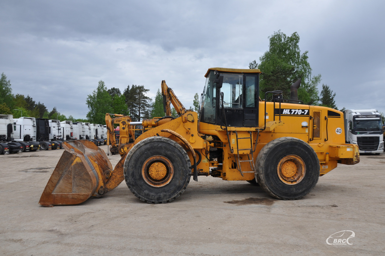Hyundai HL770-7 - Wheel loader: picture 3 Hyundai HL770-7 - Wheel loader: picture 3