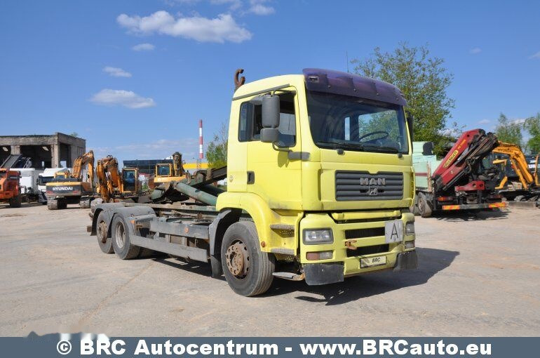 MAN TGA 26.430 6x2 - Hook lift truck: picture 2 MAN TGA 26.430 6x2 - Hook lift truck: picture 2