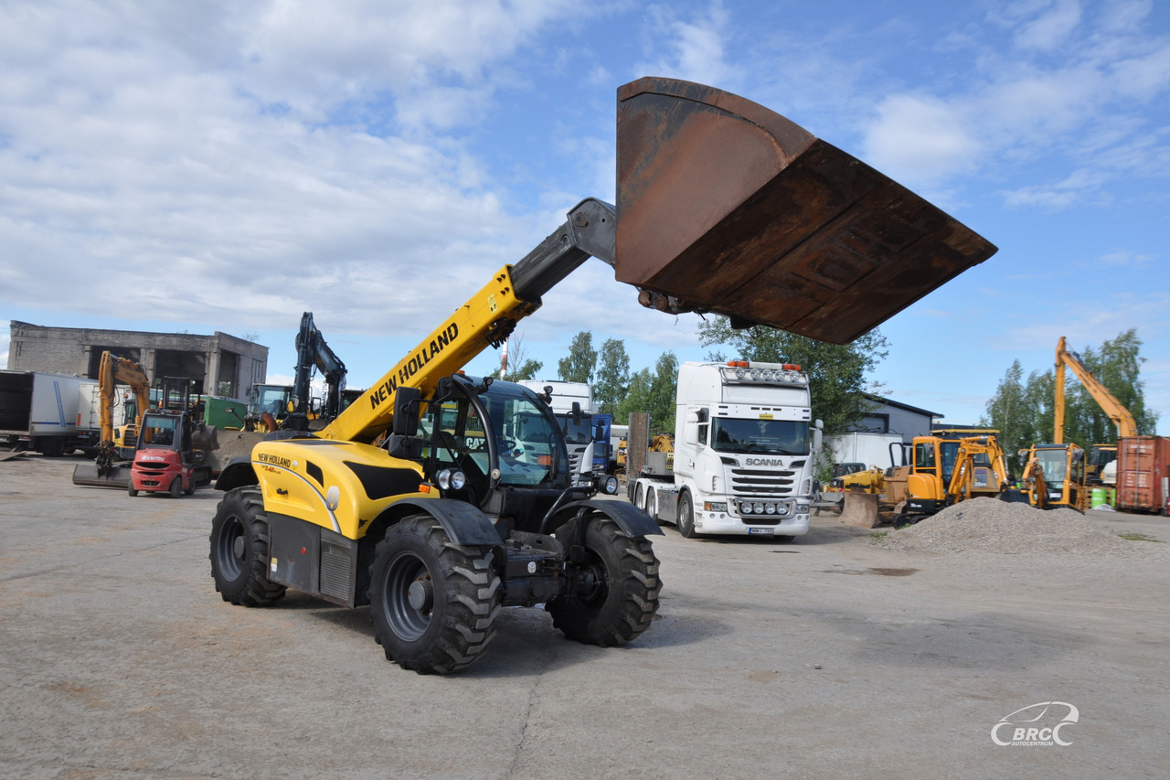 New Holland TH 7.42 - Telescopic wheel loader: picture 2 New Holland TH 7.42 - Telescopic wheel loader: picture 2