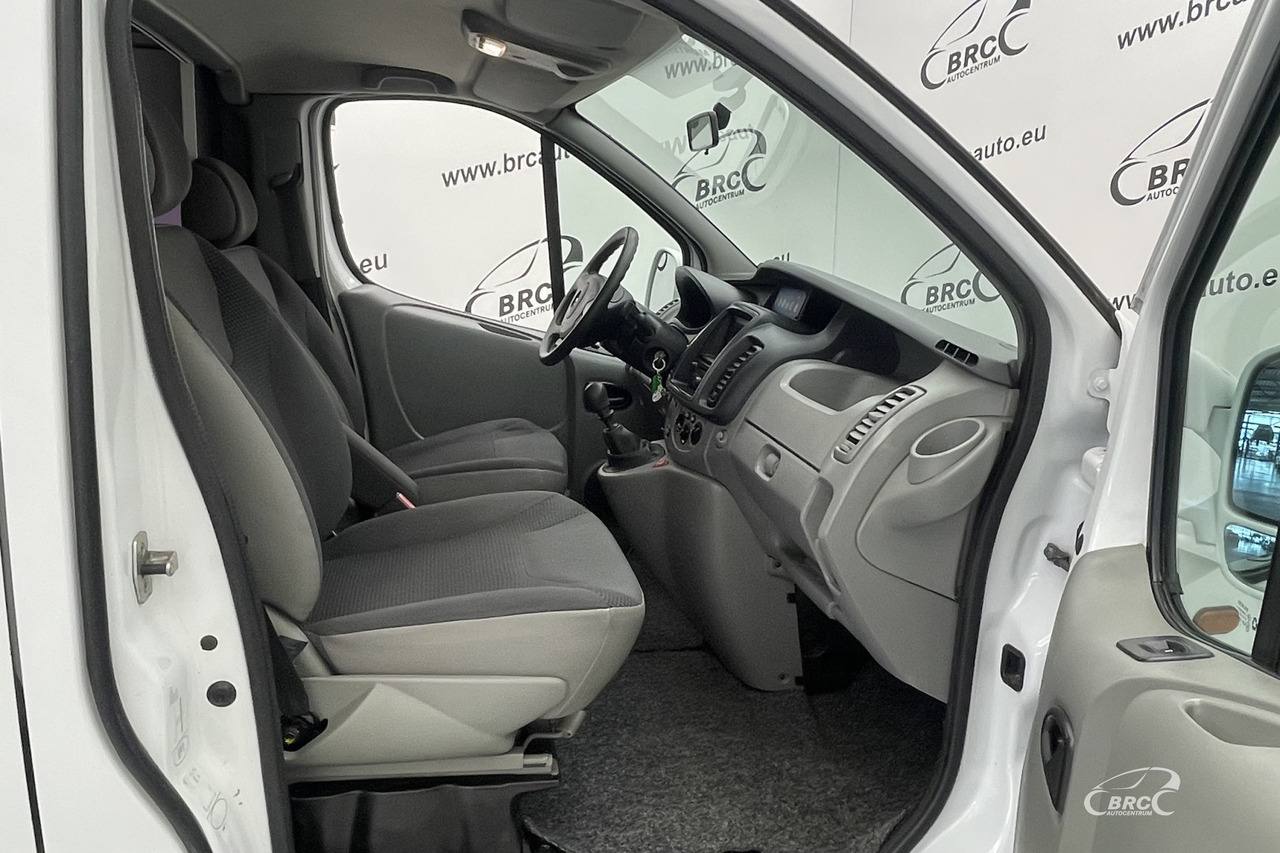 Opel Vivaro - Camper van: picture 4 Opel Vivaro - Camper van: picture 4