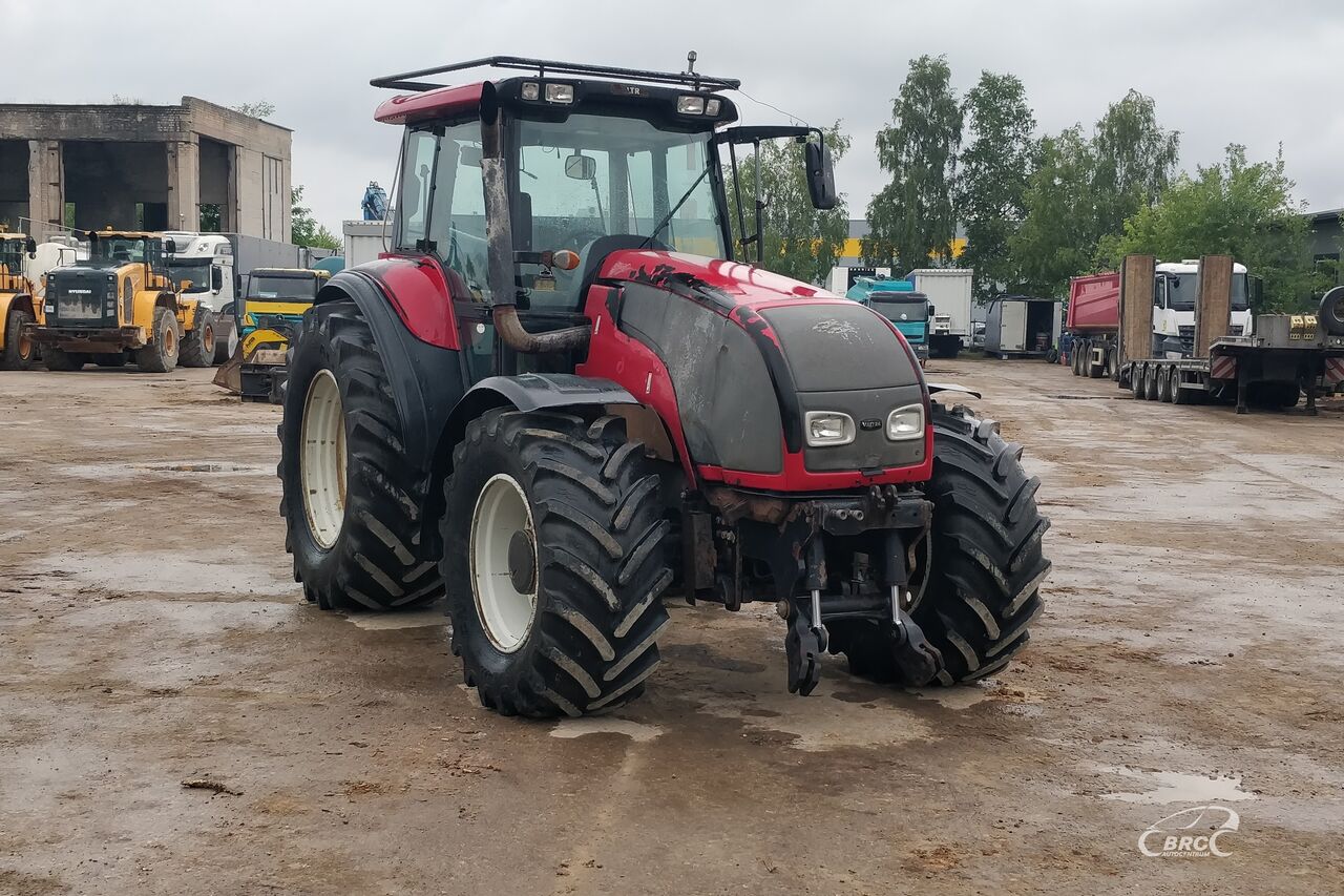 Valtra T190 - Farm tractor: picture 2 Valtra T190 - Farm tractor: picture 2