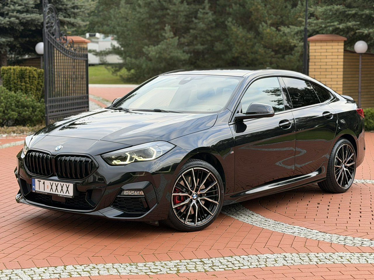 BMW 220 - Sedan: picture 5 BMW 220 - Sedan: picture 5
