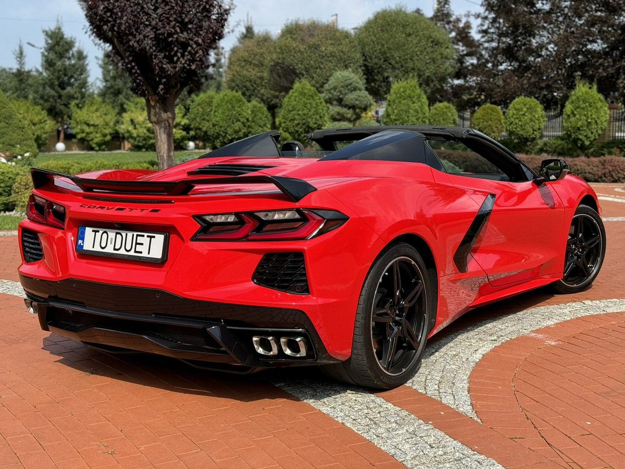 Convertible Chevrolet Corvette: picture 16