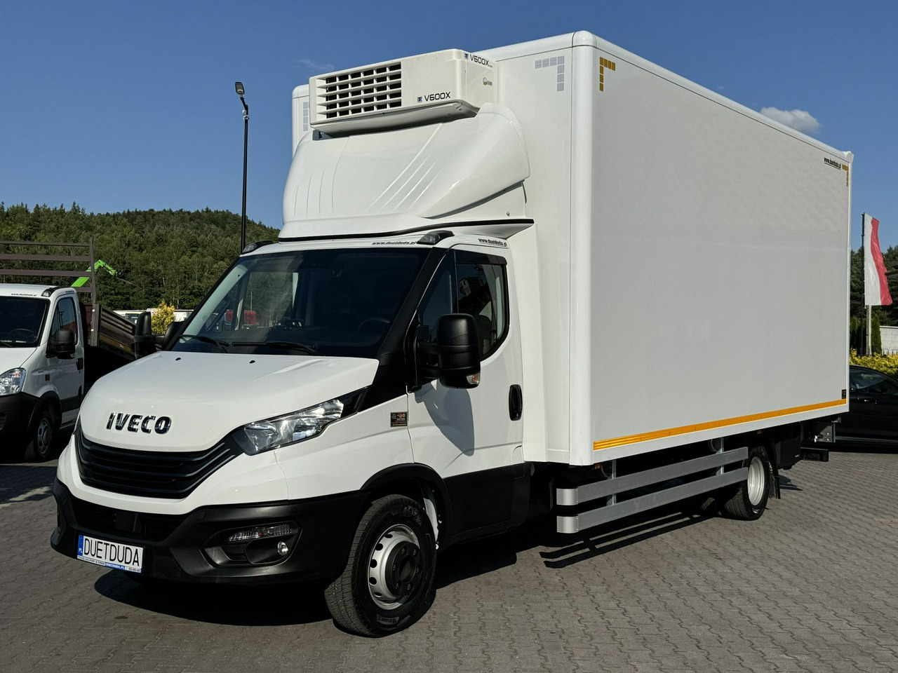 Iveco Daily 72C18 Mroźnia HI-MATIC 14 Euro Palet - Refrigerated van: picture 2 Iveco Daily 72C18 Mroźnia HI-MATIC 14 Euro Palet - Refrigerated van: picture 2