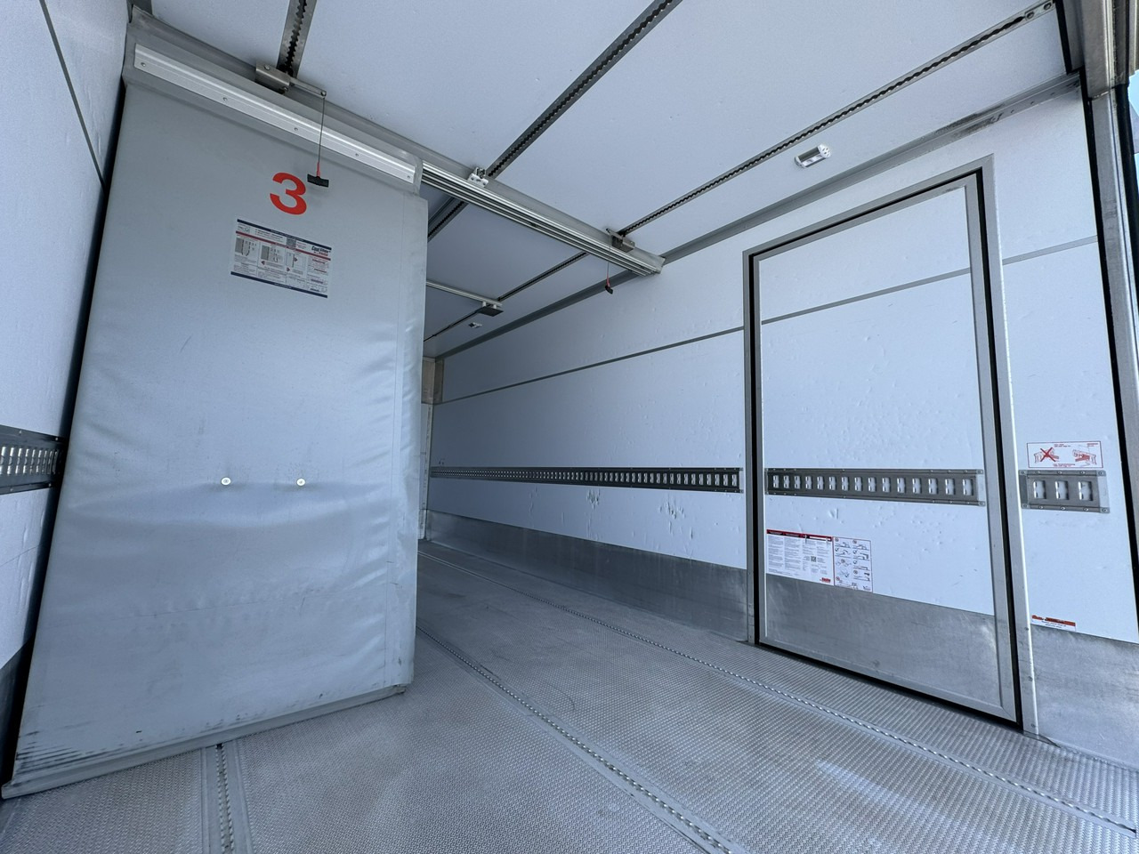Refrigerated van Iveco Daily 72C21 Mroźnia HI-MATIC Ściana Grodziowa Multitemperatura: picture 26