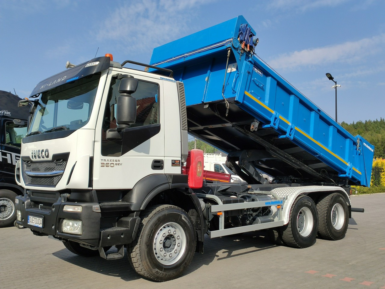 Iveco Trakker 360 EEV Manual 6x4 Wywrot 3-stronny Hydroburta Bok i Tył - Tipper: picture 3 Iveco Trakker 360 EEV Manual 6x4 Wywrot 3-stronny Hydroburta Bok i Tył - Tipper: picture 3