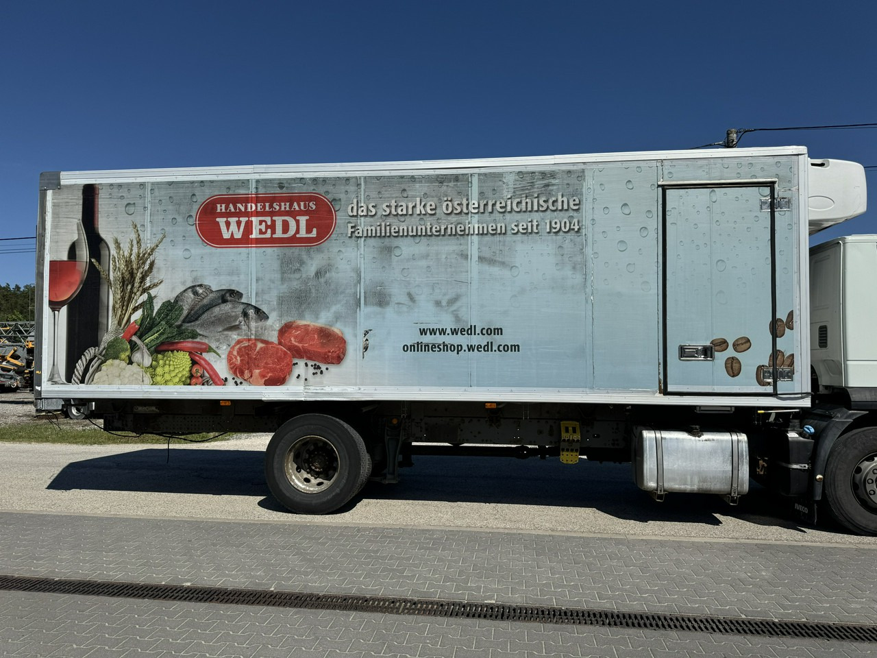 Iveco Zabudowa Chłodnia Agregat Carrier Supra 950Mt + Winda - Refrigerator swap body: picture 1 Iveco Zabudowa Chłodnia Agregat Carrier Supra 950Mt + Winda - Refrigerator swap body: picture 1