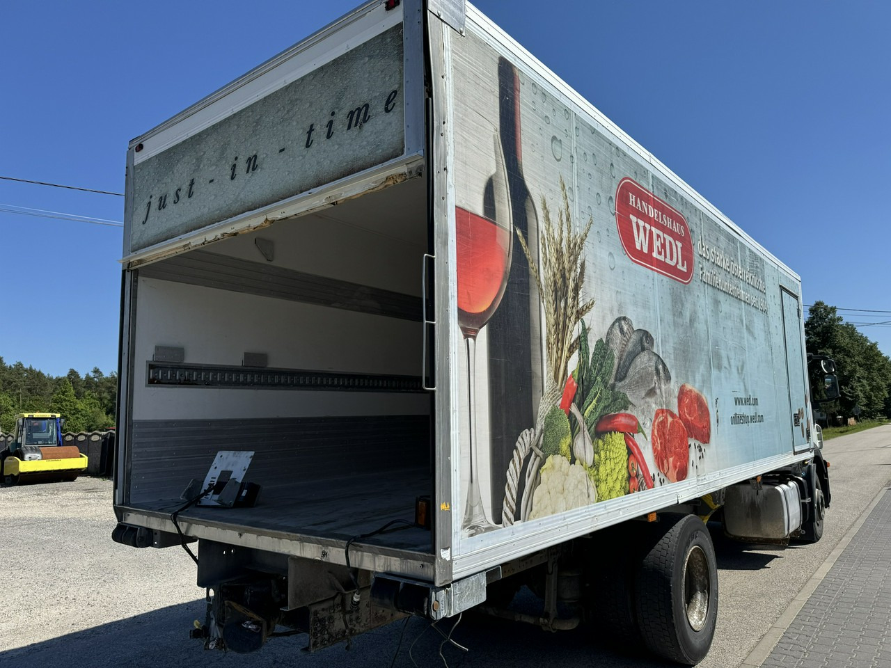 Iveco Zabudowa Chłodnia Agregat Carrier Supra 950Mt + Winda - Refrigerator swap body: picture 5 Iveco Zabudowa Chłodnia Agregat Carrier Supra 950Mt + Winda - Refrigerator swap body: picture 5