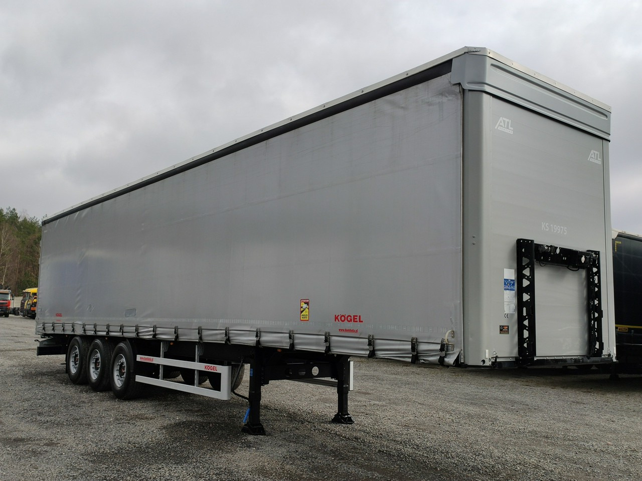 Kogel 3 Osie SAF Dach i Boki Zsuwane - Curtainsider semi-trailer: picture 4 Kogel 3 Osie SAF Dach i Boki Zsuwane - Curtainsider semi-trailer: picture 4