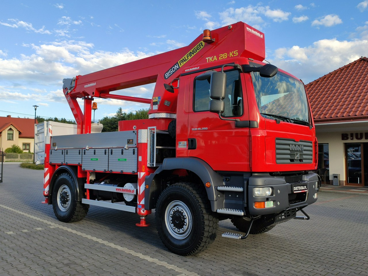 MAN TGM 18.280 4x4 Zwyżka Bison Palfinger TKA 28 Podnośnik Koszowy - Truck mounted aerial platform: picture 2 MAN TGM 18.280 4x4 Zwyżka Bison Palfinger TKA 28 Podnośnik Koszowy - Truck mounted aerial platform: picture 2