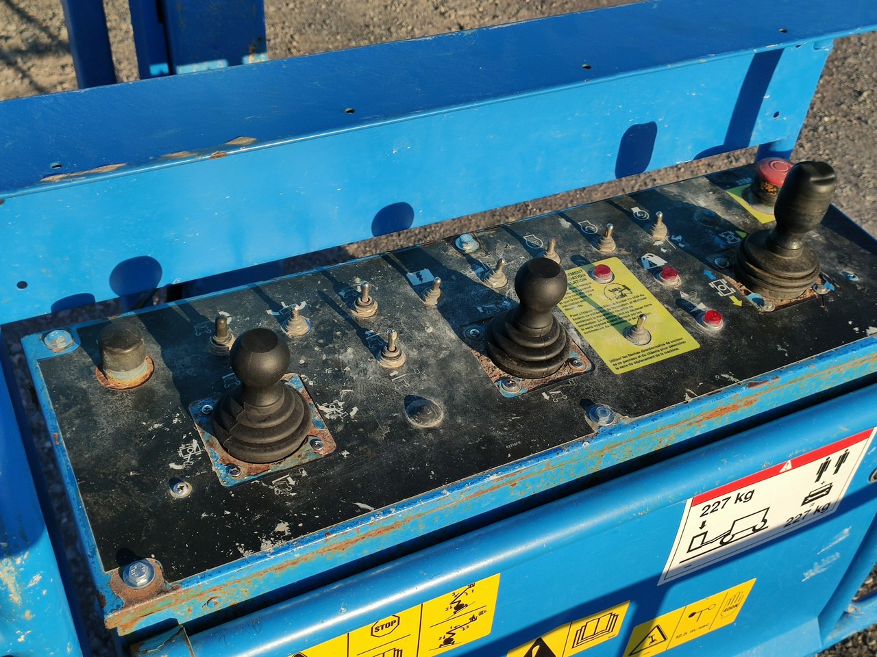 Manitou 200 ATJ,Genie Z60/34 PODNOŚNIK PRZEGUBOWY TELEKOPOWY JGL 4x4 4WD - Articulated boom: picture 5 Manitou 200 ATJ,Genie Z60/34 PODNOŚNIK PRZEGUBOWY TELEKOPOWY JGL 4x4 4WD - Articulated boom: picture 5