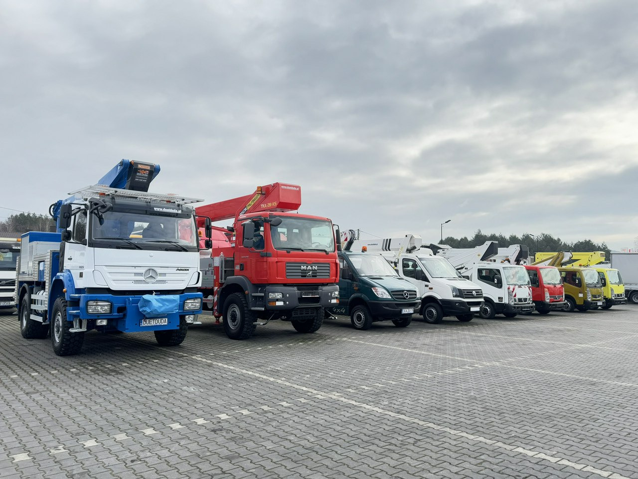 Mercedes AXOR 1829 4x4 Zwyżka RUTHMANN STEIGER T270S16 Podnośnik Koszowy - Truck mounted aerial platform: picture 2 Mercedes AXOR 1829 4x4 Zwyżka RUTHMANN STEIGER T270S16 Podnośnik Koszowy - Truck mounted aerial platform: picture 2