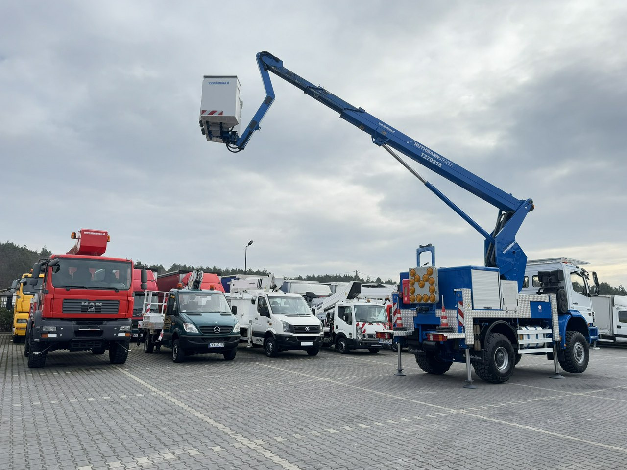 Mercedes AXOR 1829 4x4 Zwyżka RUTHMANN STEIGER T270S16 Podnośnik Koszowy - Truck mounted aerial platform: picture 3 Mercedes AXOR 1829 4x4 Zwyżka RUTHMANN STEIGER T270S16 Podnośnik Koszowy - Truck mounted aerial platform: picture 3