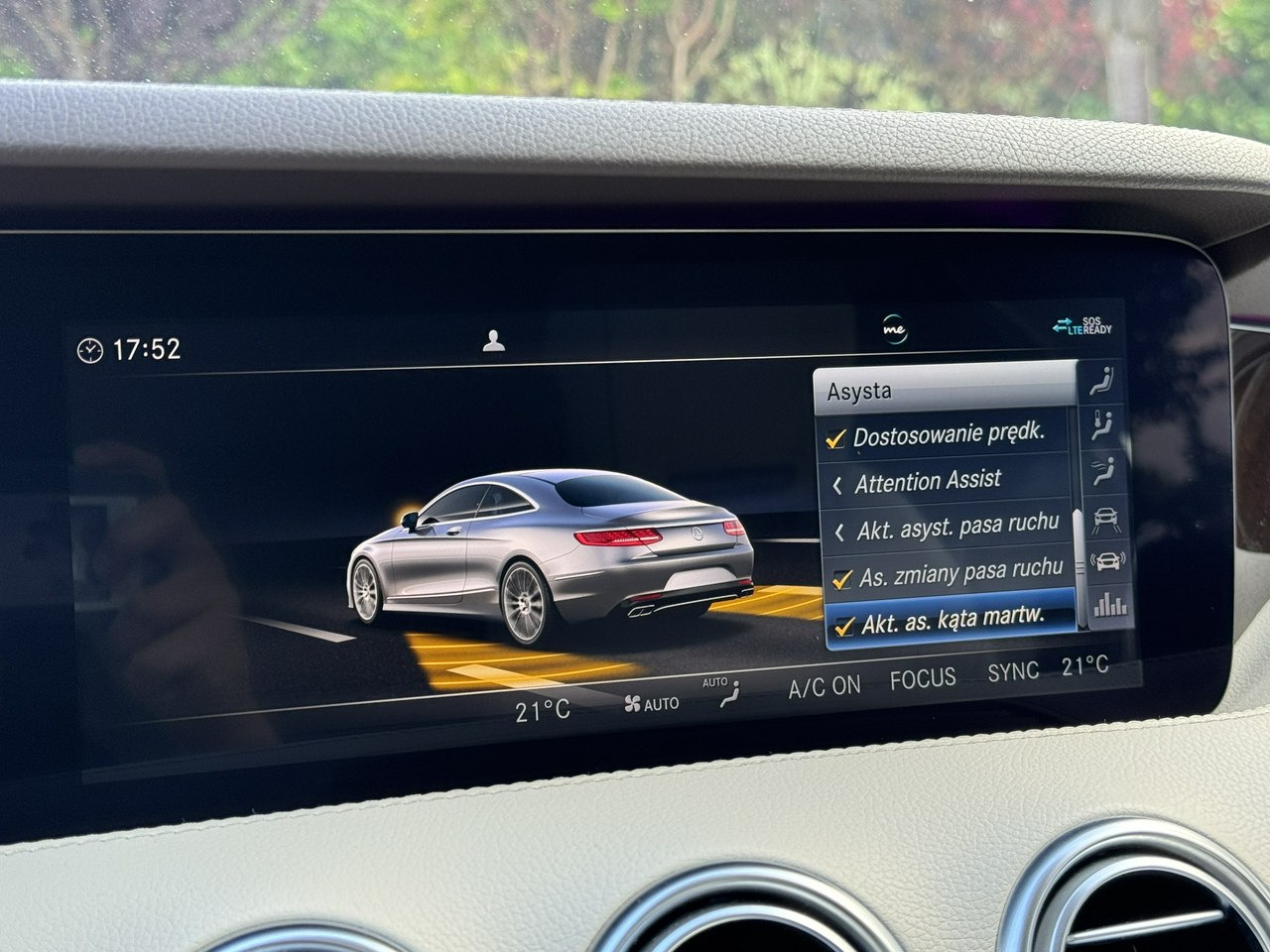 Sedan Mercedes S 450: picture 31