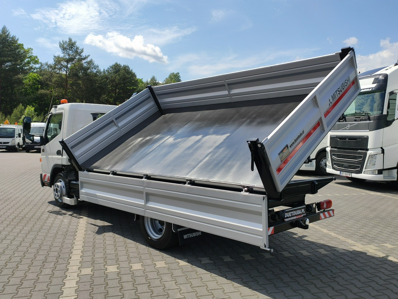 Tipper, Crane truck Mitsubishi Canter Fuso 9C18 3.0/180KM Automat, HDS FASSI F30 Wywrotka 3-str: picture 10 Tipper, Crane truck Mitsubishi Canter Fuso 9C18 3.0/180KM Automat, HDS FASSI F30 Wywrotka 3-str: picture 10