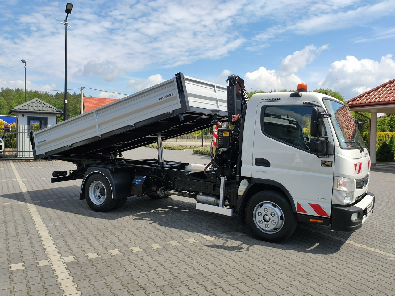 Tipper, Crane truck Mitsubishi Canter Fuso 9C18 3.0/180KM Automat, HDS FASSI F30 Wywrotka 3-str: picture 8 Tipper, Crane truck Mitsubishi Canter Fuso 9C18 3.0/180KM Automat, HDS FASSI F30 Wywrotka 3-str: picture 8