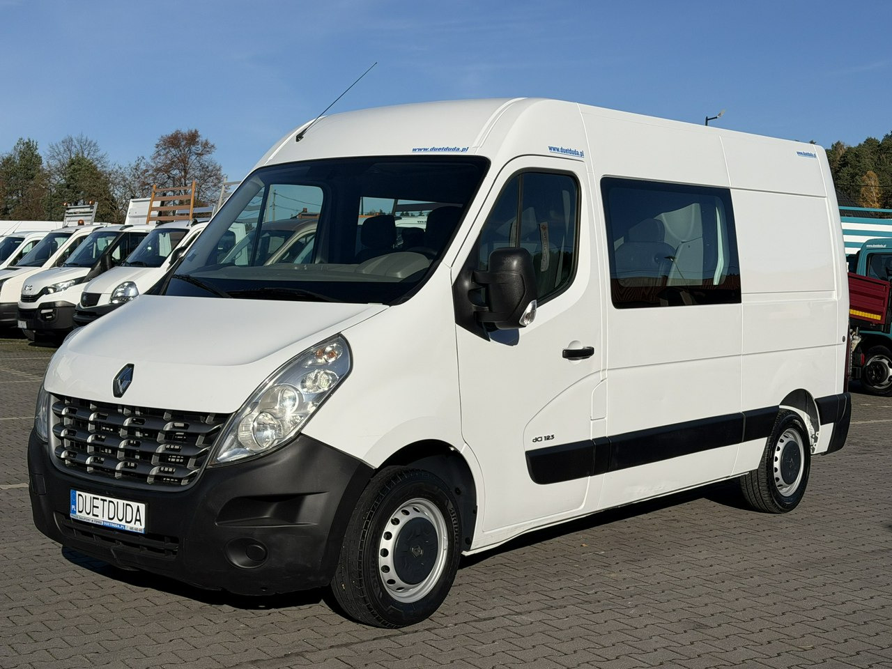 Renault Master - Combi van: picture 1 Renault Master - Combi van: picture 1