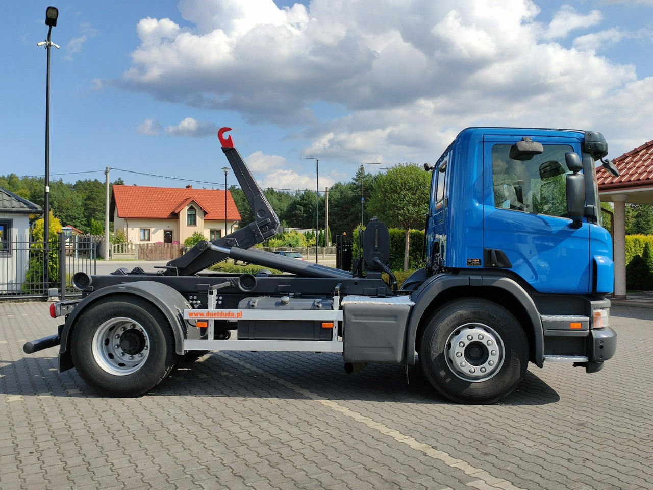 Scania P 280 N321 EURO 5 Hakowiec Hak 4x2 SKIBICKI - Hook lift truck: picture 2 Scania P 280 N321 EURO 5 Hakowiec Hak 4x2 SKIBICKI - Hook lift truck: picture 2