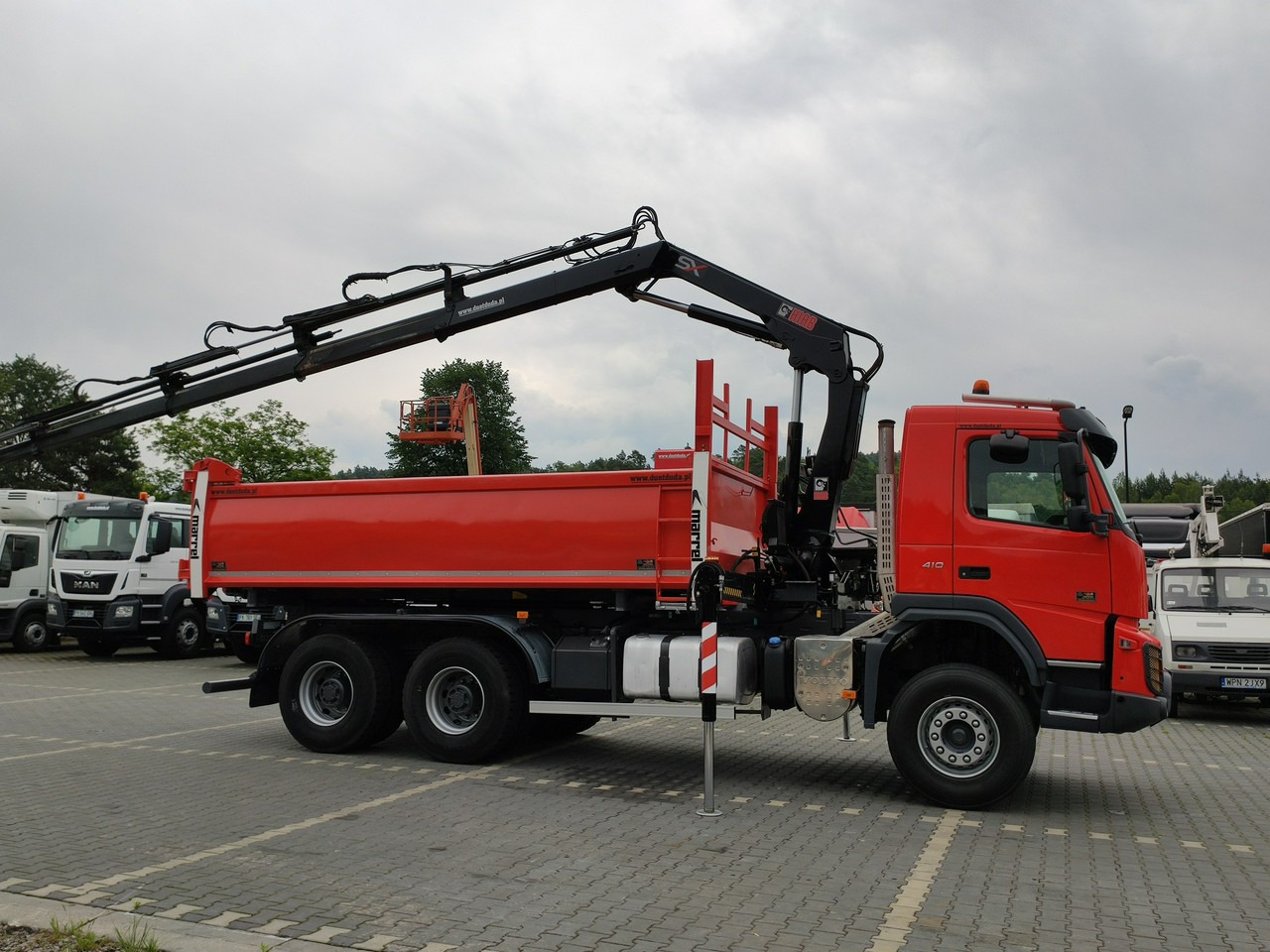 Volvo FMX 410 6x4 13L HDS Radiowy Hydroburta - Tipper, Crane truck: picture 4 Volvo FMX 410 6x4 13L HDS Radiowy Hydroburta - Tipper, Crane truck: picture 4