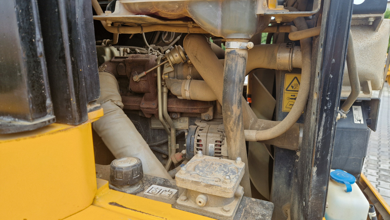 Leasing of JCB 9 T FT - KABINA JCB 9 T FT - KABINA: picture 17