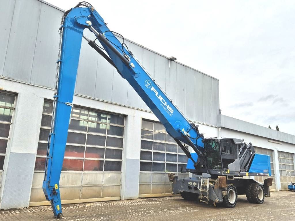 Fuchs MHL 360 F - Waste/ Industry handler: picture 2 Fuchs MHL 360 F - Waste/ Industry handler: picture 2