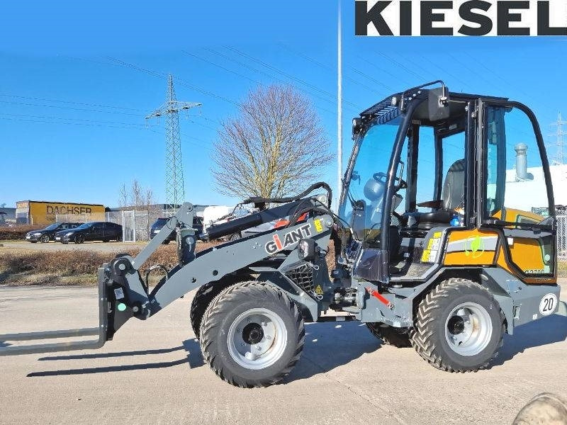 Giant G 2700 E X-Tra Elektro / electric - Skid steer loader: picture 1 Giant G 2700 E X-Tra Elektro / electric - Skid steer loader: picture 1