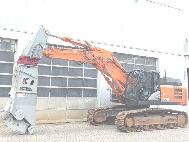 Hitachi ZX 300 LC-6 - Demolition excavator: picture 2 Hitachi ZX 300 LC-6 - Demolition excavator: picture 2