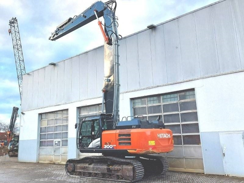 Hitachi ZX 300 LCN-6 - Demolition excavator: picture 3 Hitachi ZX 300 LCN-6 - Demolition excavator: picture 3