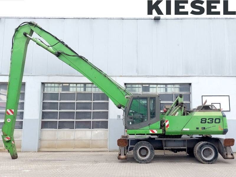 Sennebogen 830 - Waste/ Industry handler: picture 1 Sennebogen 830 - Waste/ Industry handler: picture 1
