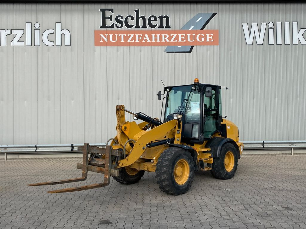 CAT 908 M | 55kw*Gabel + Schaufel - Wheel loader: picture 3 CAT 908 M | 55kw*Gabel + Schaufel - Wheel loader: picture 3