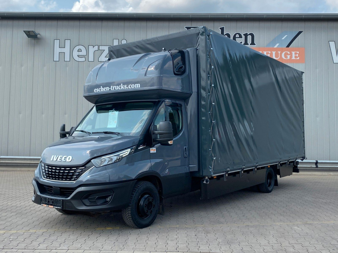 Iveco Daily Hi-Matic 70 C 21 Topsleeper | LBW 1,00to. - Curtain side van: picture 1 Iveco Daily Hi-Matic 70 C 21 Topsleeper | LBW 1,00to. - Curtain side van: picture 1