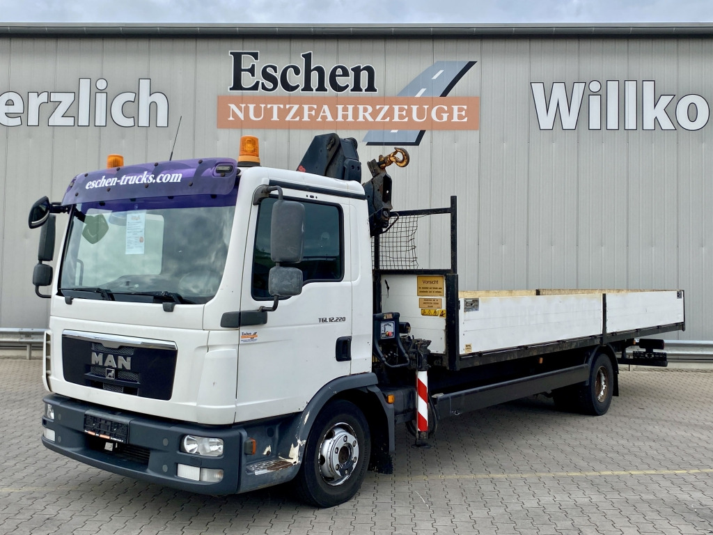 MAN TGL 12.220 4x2 BL / HIAB Faltkran - Dropside/ Flatbed truck, Crane truck: picture 1 MAN TGL 12.220 4x2 BL / HIAB Faltkran - Dropside/ Flatbed truck, Crane truck: picture 1