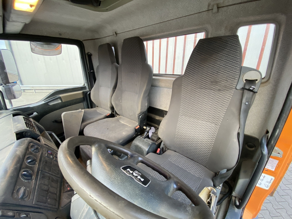 MAN TGL 8.210 4x2 BL - Dropside/ Flatbed truck: picture 4 MAN TGL 8.210 4x2 BL - Dropside/ Flatbed truck: picture 4