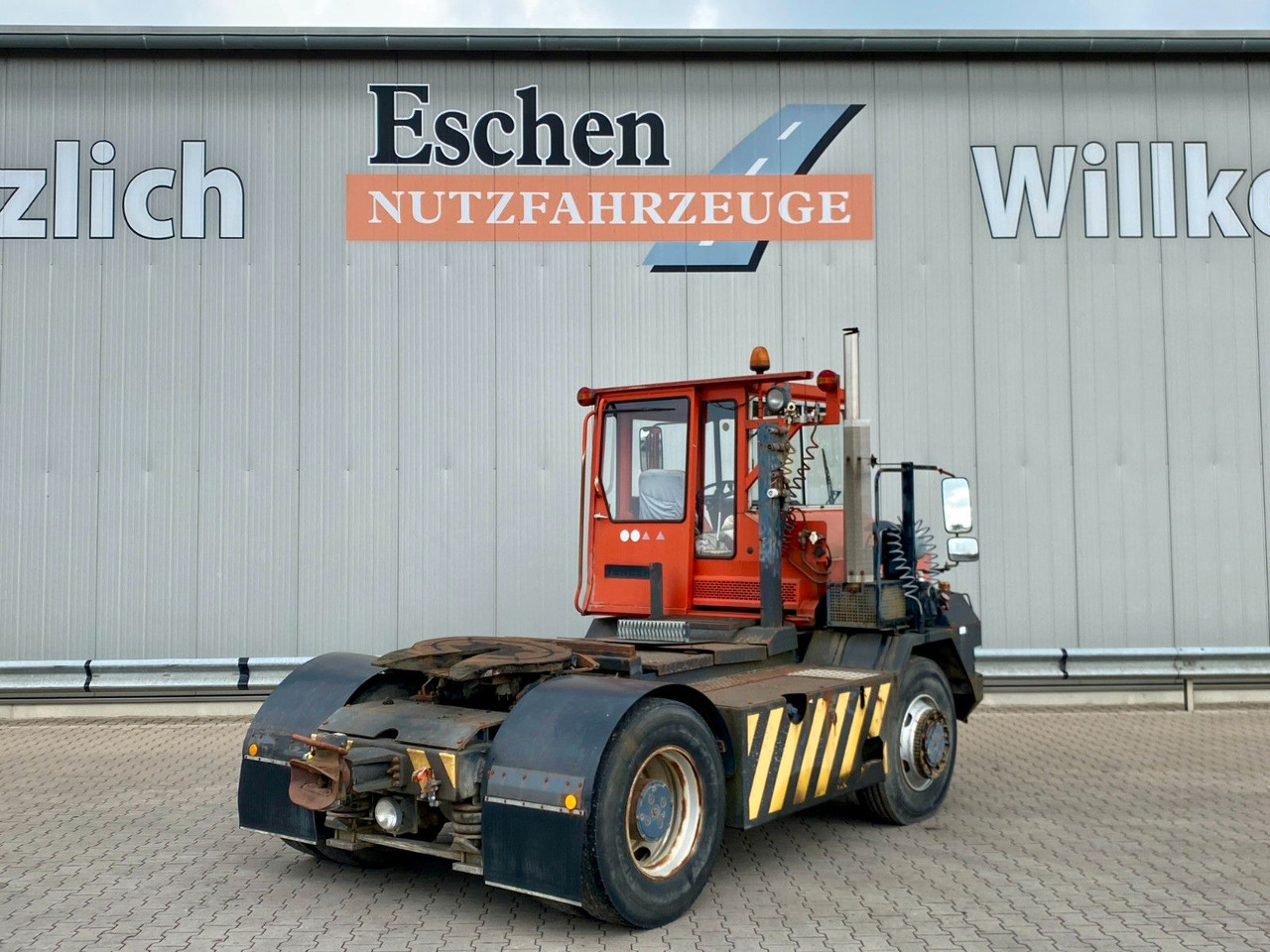 Terberg RT20 4x4 Rangierfahrzeug | Automatik - Terminal tractor: picture 5 Terberg RT20 4x4 Rangierfahrzeug | Automatik - Terminal tractor: picture 5