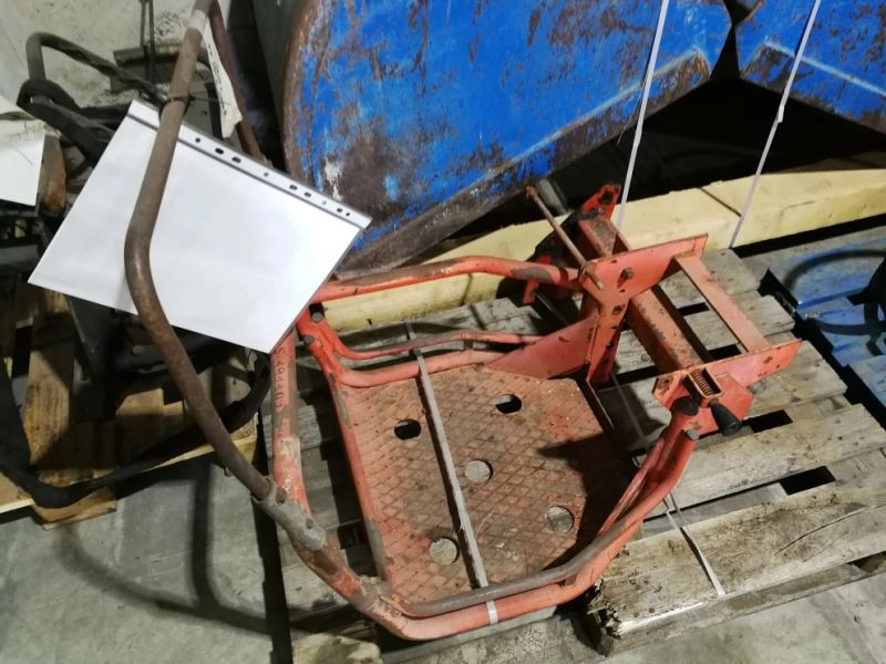 KIT SOPORTE ASIENTO EN COLUMNA FASSI - Seat for Crane: picture 3 KIT SOPORTE ASIENTO EN COLUMNA FASSI - Seat for Crane: picture 3